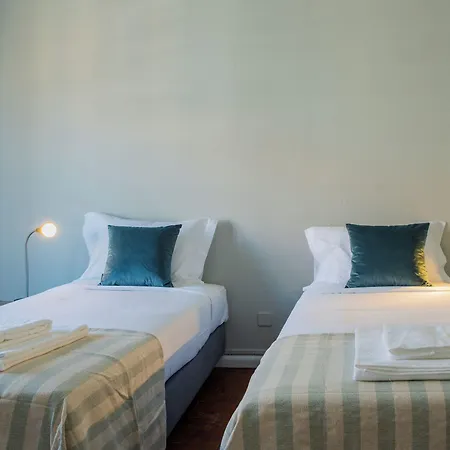 Succeed Campo Pequeno Guest house 3*